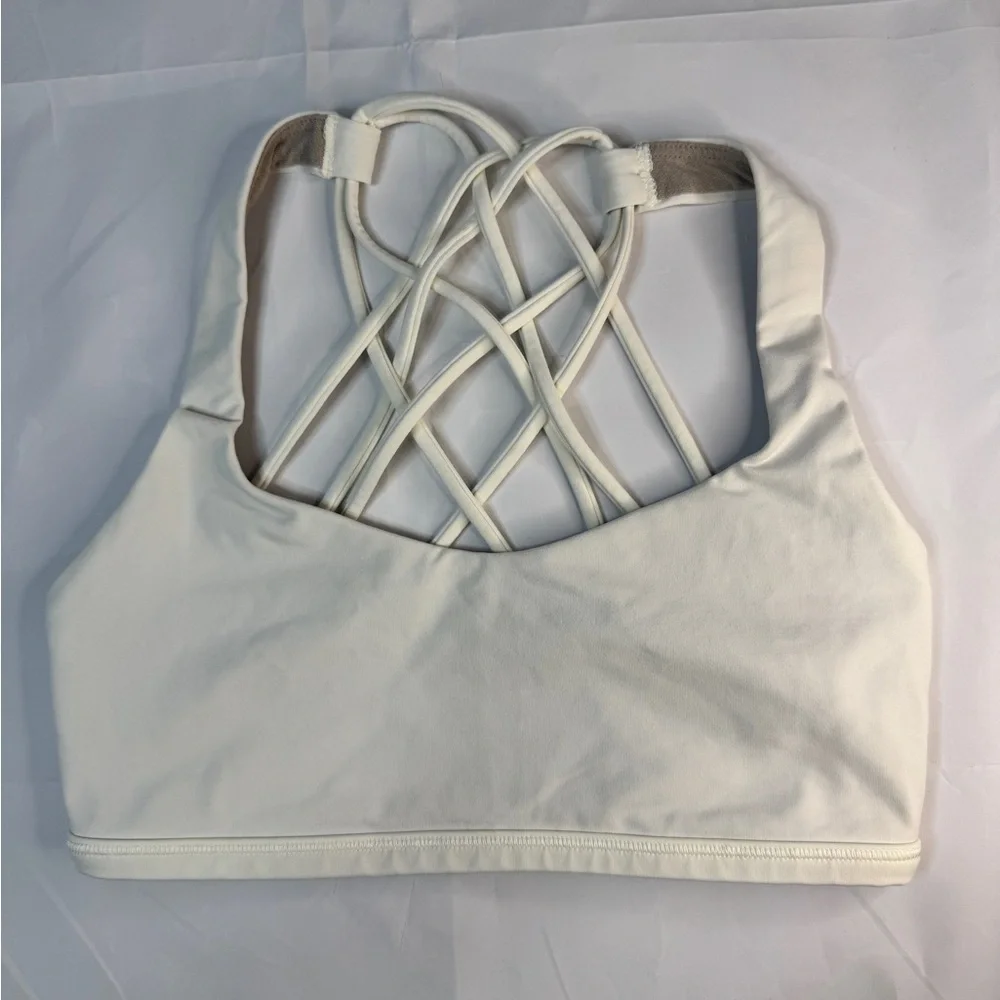 PreOwned Lululemon Free to Be Serene Strappy Back SportsBraWhite Size4 (NoPads) - Picture 3 of 5